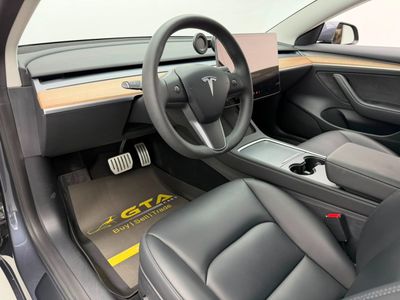 2023 Tesla Model 3 PERFORMANCE, grau, 26.677 km, Import VAE — Foto 9 z 16