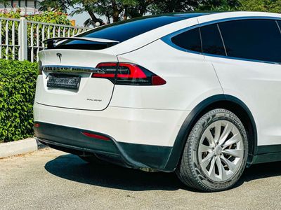2020 Tesla Model X LONG RANGE, weiß, 108.000 km, Import VAE — Foto 9 z 11