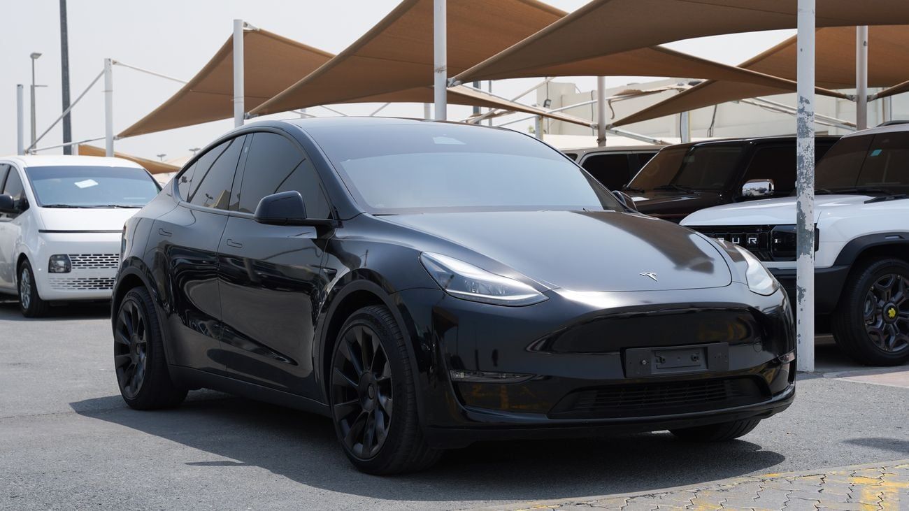 2024 Tesla Model Y PERFORMANCE, schwarz, 44.000 km, Import VAE — Foto 1