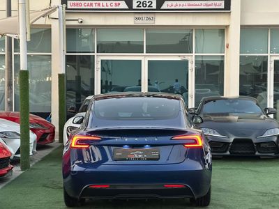 2025 Tesla Model 3 STANDARD RANGE, blau, 24.000 km, Import VAE — Foto 4 z 11
