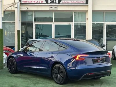 2025 Tesla Model 3 STANDARD RANGE, blau, 24.000 km, Import VAE — Foto 5 z 11