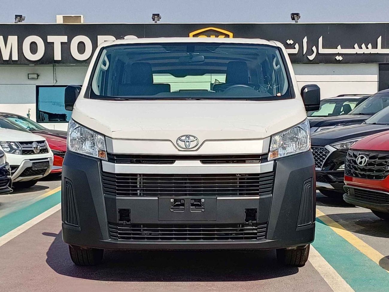 2026 Toyota Hiace CARGO LOW ROOF, weiß, 0 km, Import VAE — Foto 1