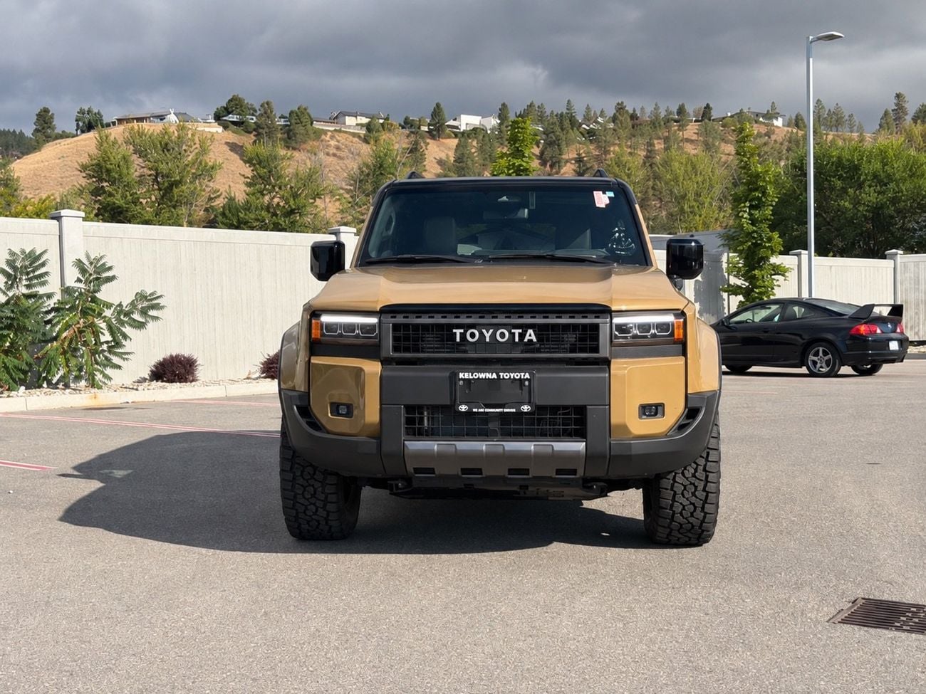 2027 Toyota Prado Premium Hybrid (full option), Other color, 0 km, Import VAE — Foto 1
