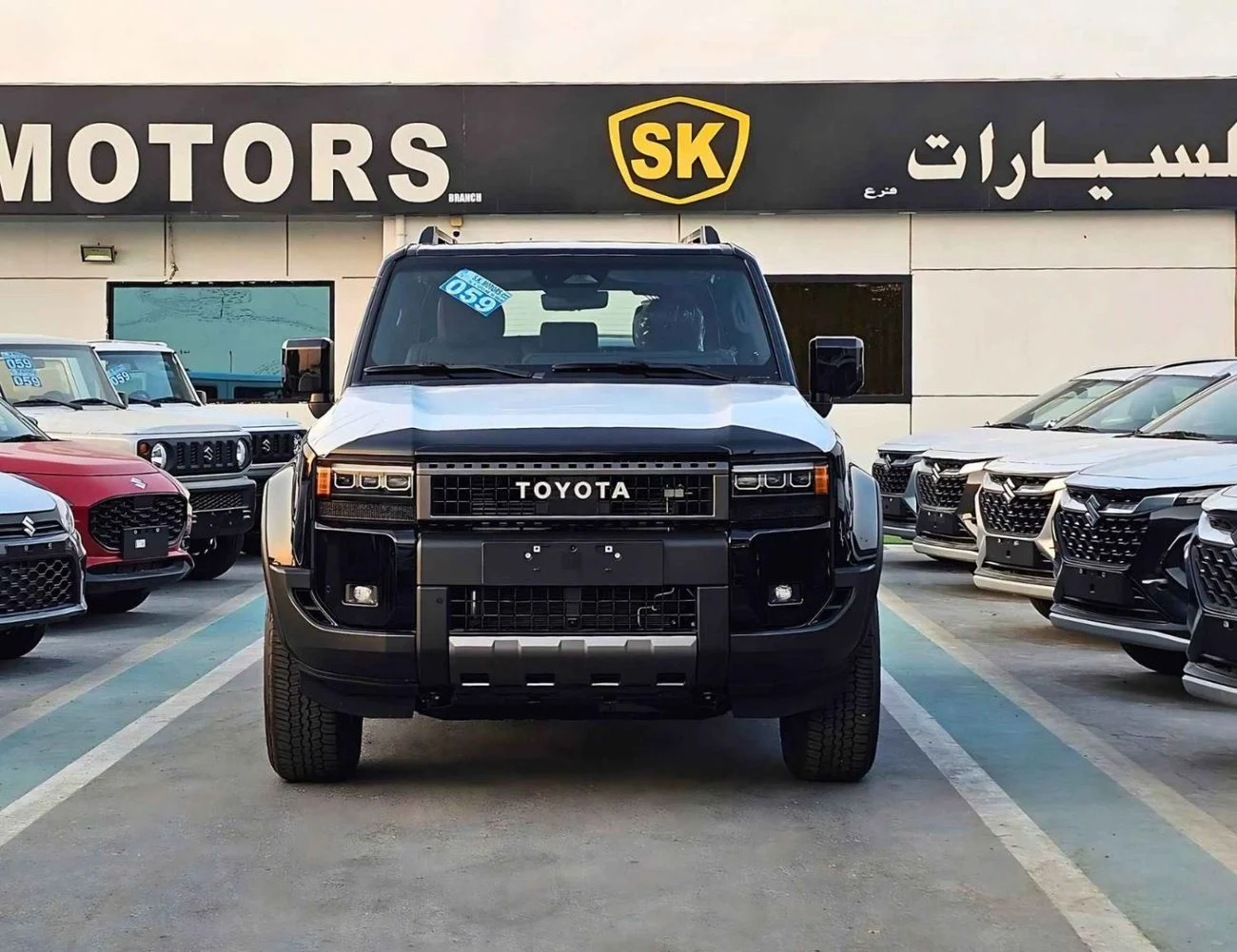 2026 Toyota Prado VXR, schwarz, 0 km, Import VAE — Foto 1