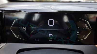 2027 Gac GS3 Emzoom, grau, 0 km, Import VAE — Foto 11 z 29