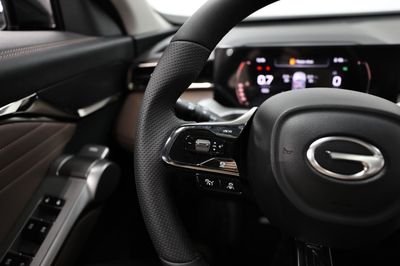 2026 Gac GS4, silber, 0 km, Import VAE — Foto 14 z 16