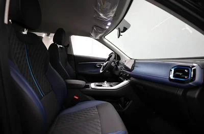 2027 Gac GS3, schwarz, 0 km, Import VAE — Foto 7 z 15