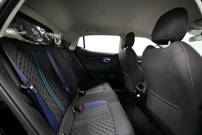 2027 Gac GS3, schwarz, 0 km, Import VAE — Foto 8 z 15