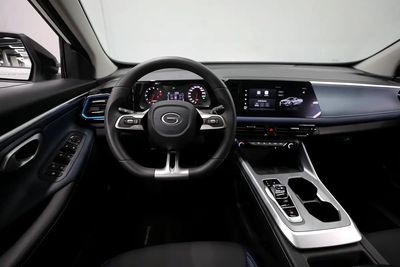 2027 Gac GS3, weiß, 0 km, Import VAE — Foto 13 z 13