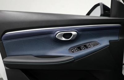 2027 Gac GS3, weiß, 0 km, Import VAE — Foto 9 z 13