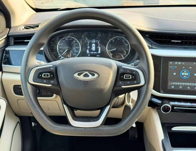 2027 Chery Arrizo 5 Std, silber, 0 km, Import VAE — Foto 16 z 21