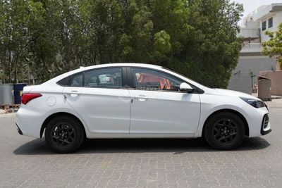 2026 Chery Arrizo 5 STANDARD, weiß, 0 km, Import VAE — Foto 8 z 21