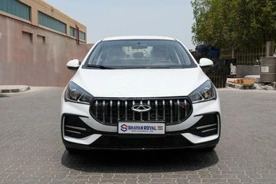 2027 Chery Arrizo 5 STANDARD, weiß, 0 km, Import VAE — Foto 2 z 21