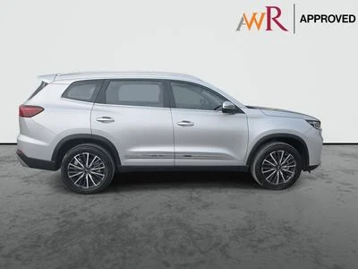 2024 Chery Tiggo 8 Pro Max E+ Premium, silber, 21.499 km, Import VAE — Foto 9 z 14
