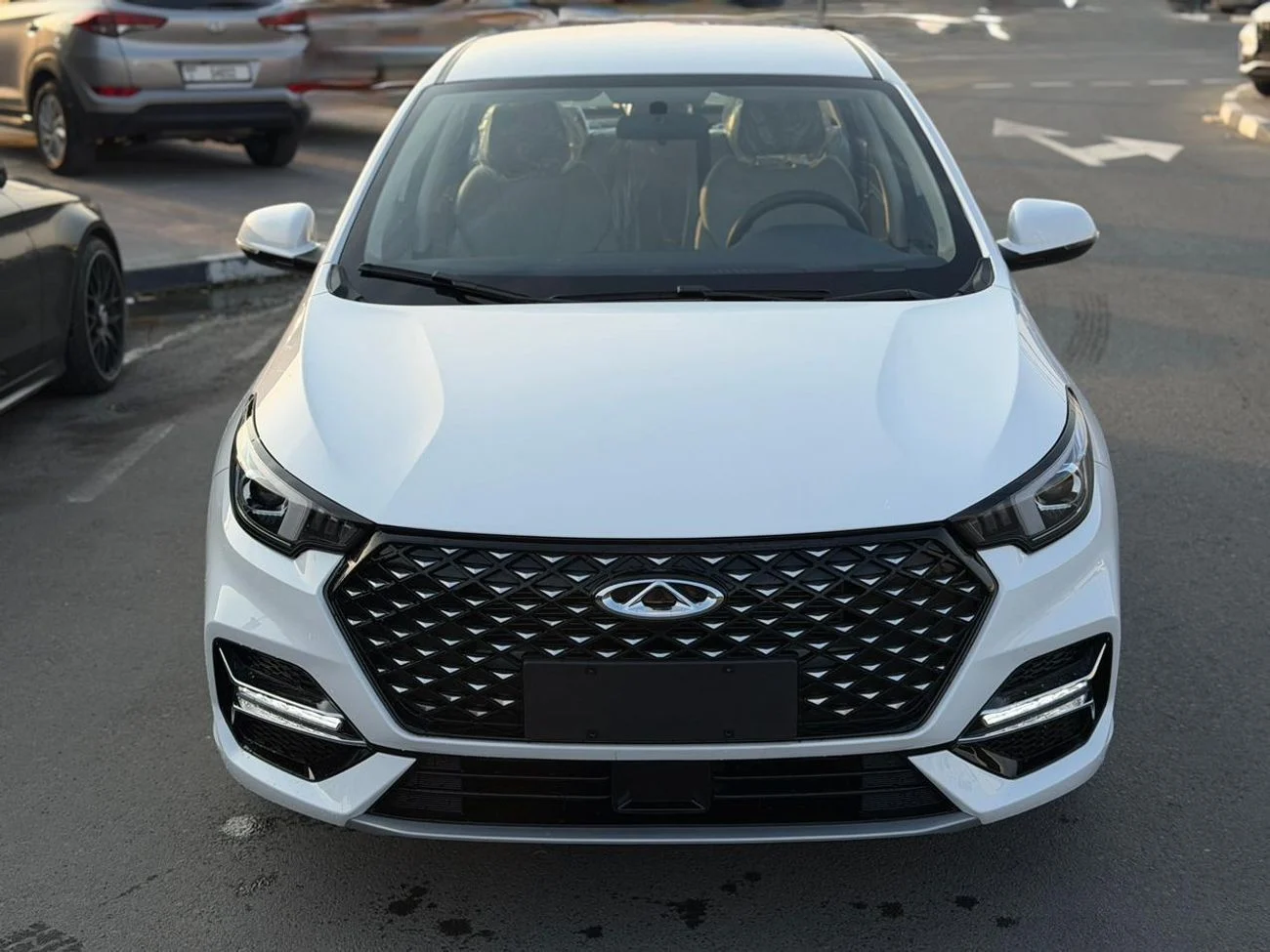2025 Chery Arrizo 6, weiß, 0 km, Import VAE — Foto 1