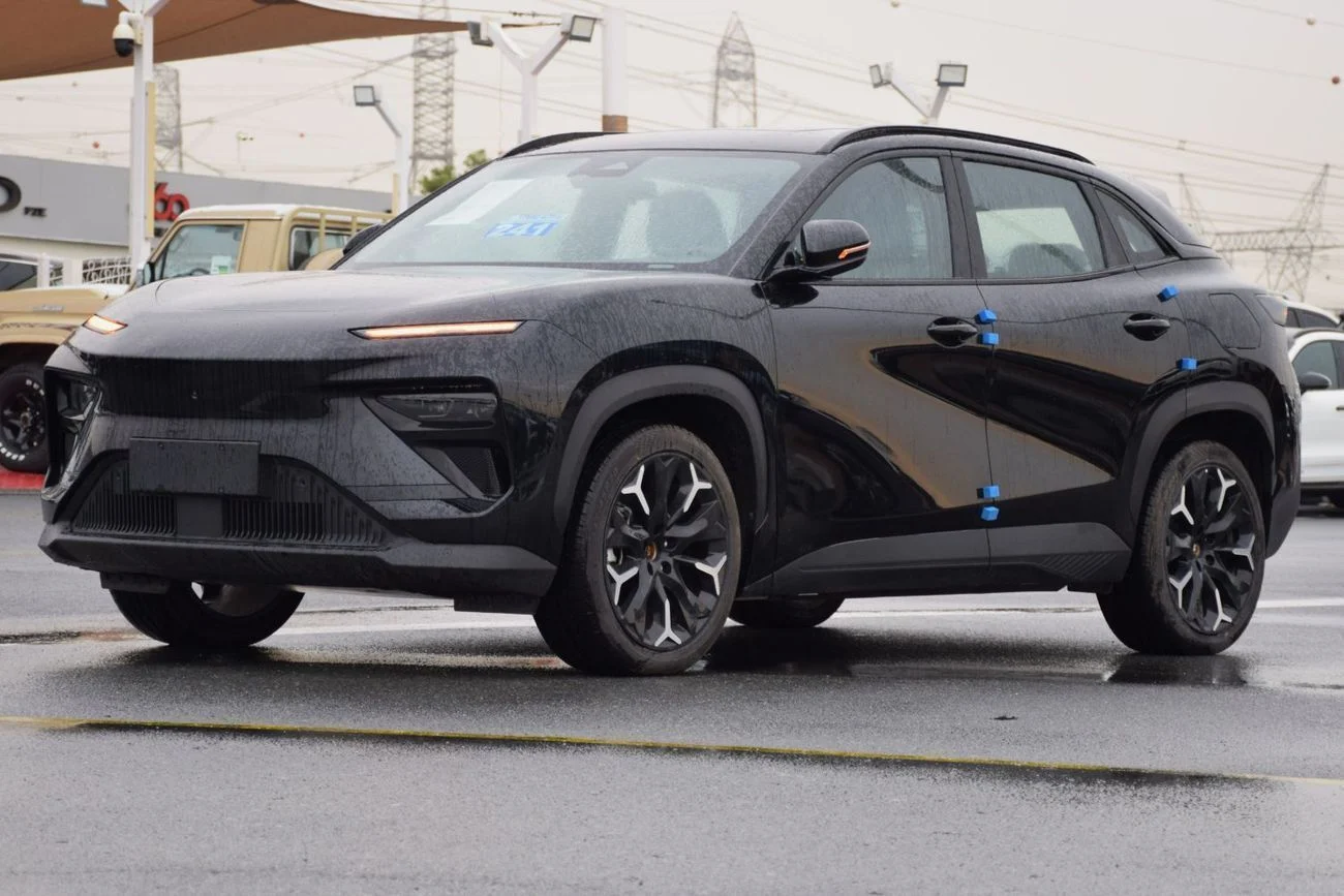 2025 Chery EQ7, schwarz, 0 km, Import VAE — Foto 1