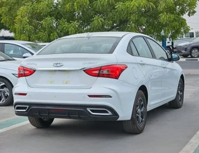 2027 Chery ARRIZO 5 1.5L PETROL, weiß, 0 km, Import VAE — Foto 5 z 24