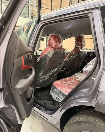 2026 Chery Tiggo 7 COMFORT, silber, 0 km, Import VAE — Foto 12 z 15