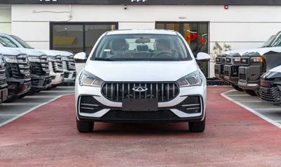 2027 Chery Arrizo 5 Standard, weiß, 0 km, Import VAE — Foto 2 z 15