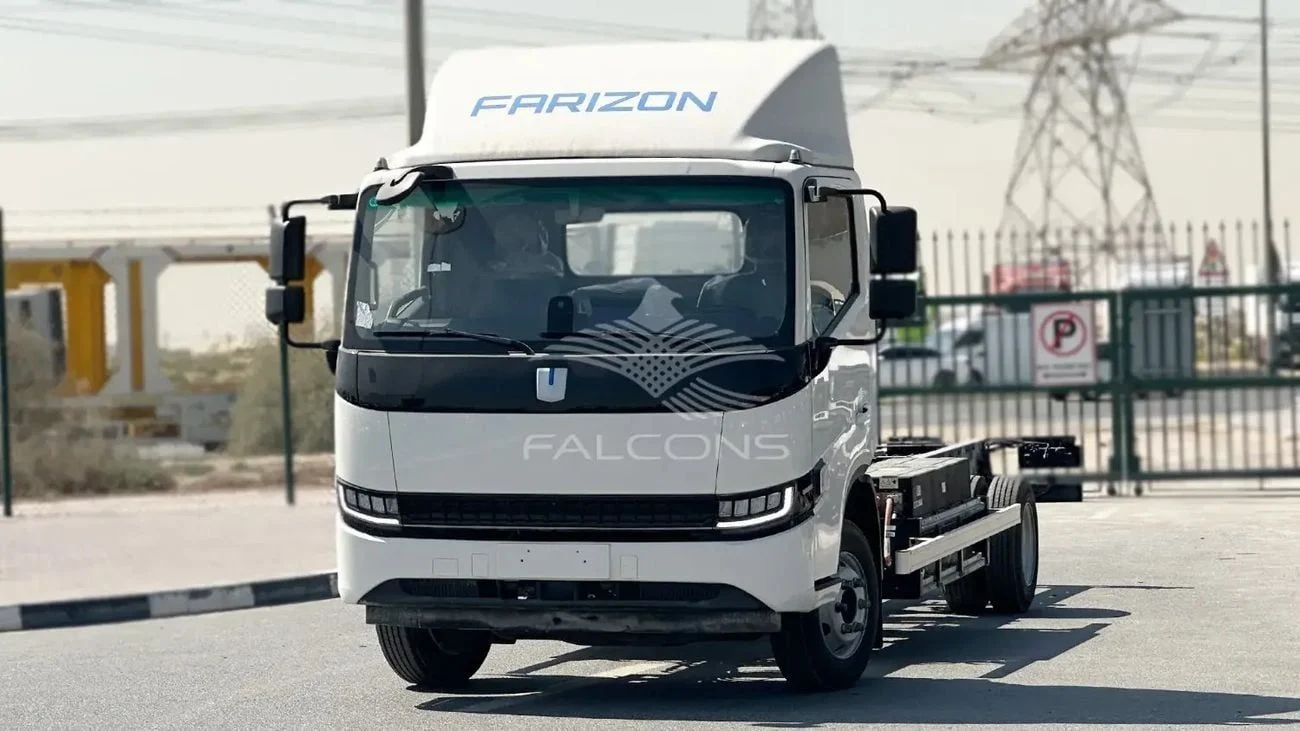 2024 Geely Farizon, weiß, 0 km, Import VAE — Foto 1