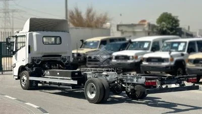 2024 Geely Farizon, weiß, 0 km, Import VAE — Foto 4 z 16