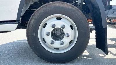 2024 Geely Farizon, weiß, 0 km, Import VAE — Foto 6 z 16