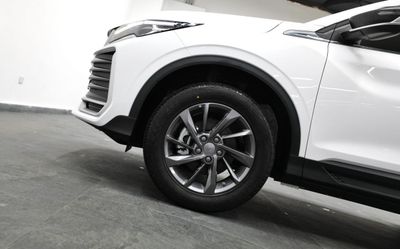 2027 Geely Coolray GF, weiß, 0 km, Import VAE — Foto 16 z 16