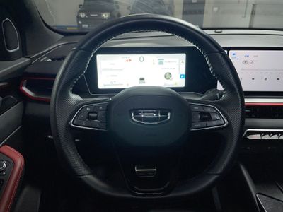 2025 Geely Coolray GF, rot, 36.066 km, Import VAE — Foto 8 z 16
