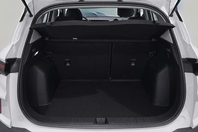 2025 Geely Coolray GL, weiß, 22.256 km, Import VAE — Foto 14 z 16