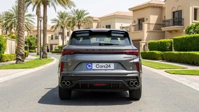 2026 Geely Coolray GL, grau, 17.371 km, Import VAE — Foto 4 z 16