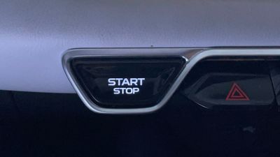 2025 Geely Coolray GL, weiß, 42.357 km, Import VAE — Foto 12 z 16