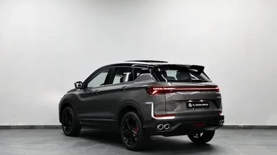2025 Geely Coolray GF, grau, 0 km, Import VAE — Foto 4 z 17