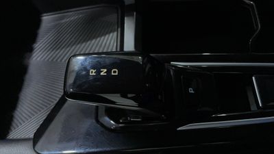 2025 Geely Coolray GL, grau, 34.412 km, Import VAE — Foto 12 z 16