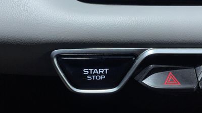 2025 Geely Coolray GL, grau, 34.412 km, Import VAE — Foto 13 z 16