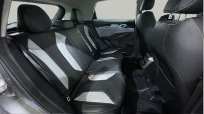 2025 Geely Coolray GL, grau, 34.412 km, Import VAE — Foto 15 z 16