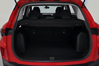 2025 Geely Coolray GL, rot, 43.726 km, Import VAE — Foto 14 z 16