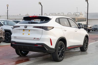 2026 Changan X5 Plus BEYOND PRO, weiß, 0 km, Import VAE — Foto 4 z 25