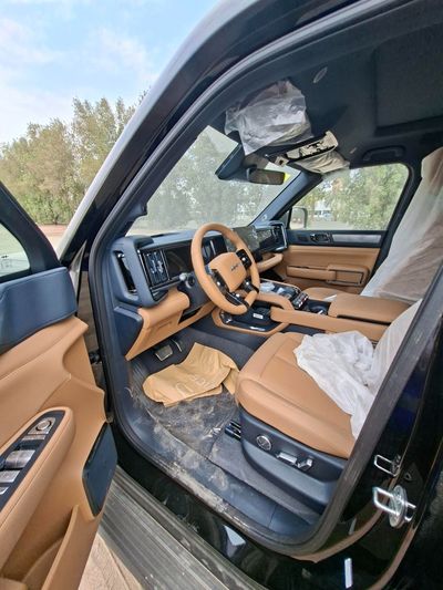 2026 Byd Leopard 5 ULTRA, schwarz, 0 km, Import VAE — Foto 5 z 7