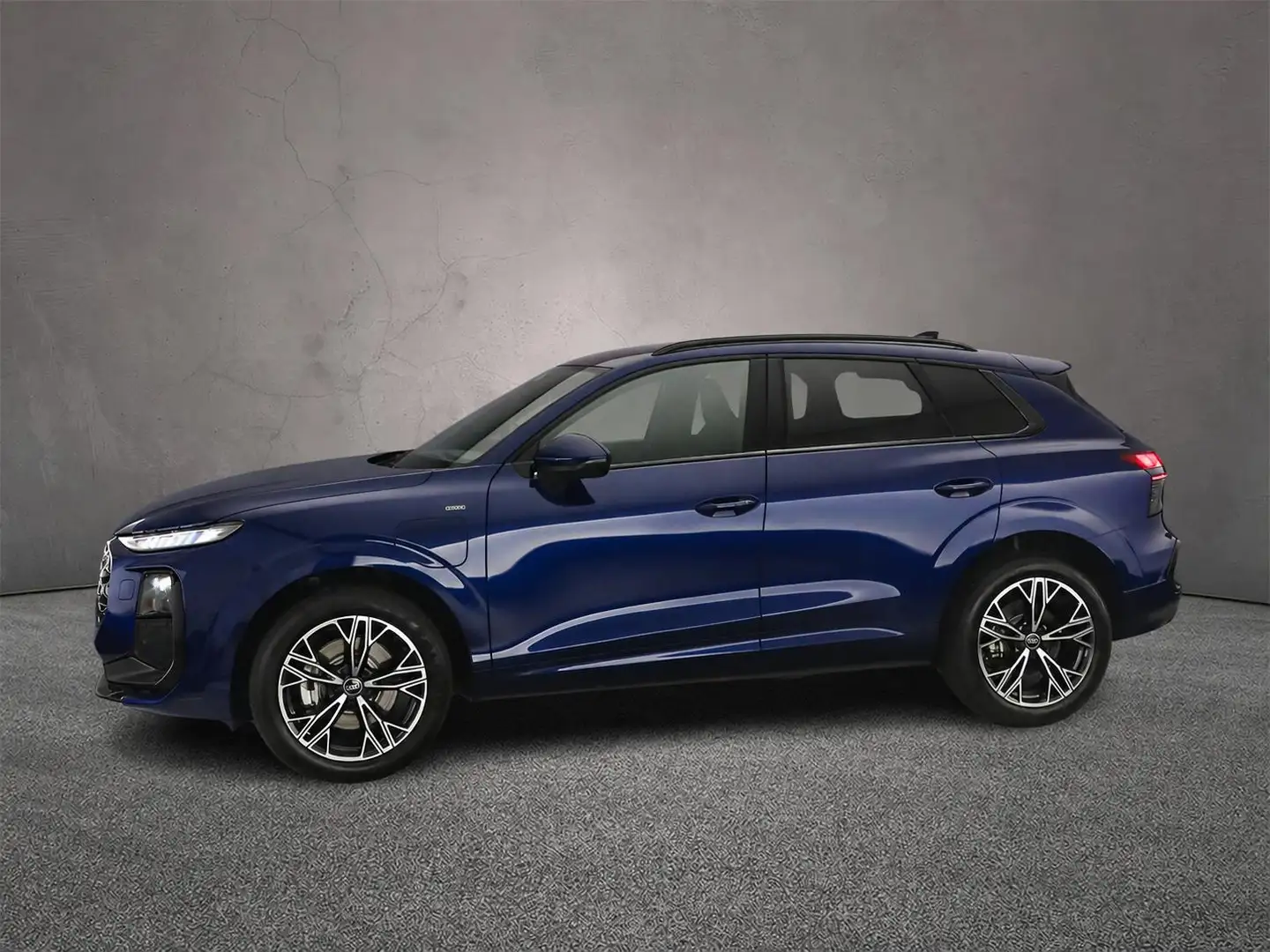 2026 Audi Q3, 5 km, Niederlande — Foto 2 z 12