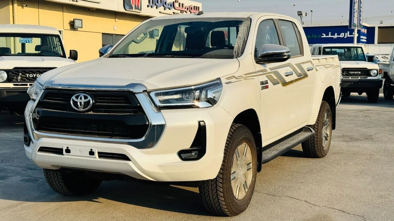 2026 Toyota Hilux SR5, weiß, 0 km, Import VAE — Foto 1