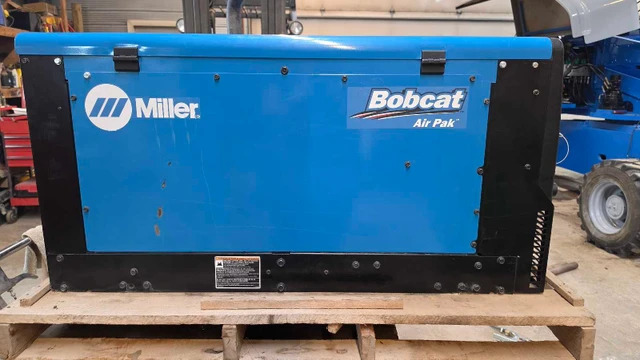 Bobcat MILLER, Import Kanada — Foto 1
