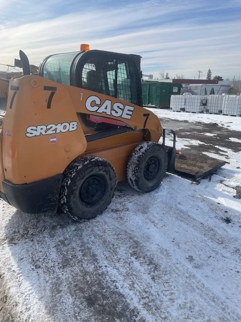 2022 Case SR210B, 2.500 mth, Import Kanada — Foto 3 z 4