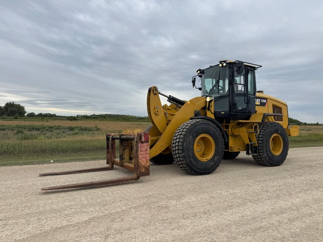 2015 Caterpillar 926M, Import Kanada — Foto 2 z 5