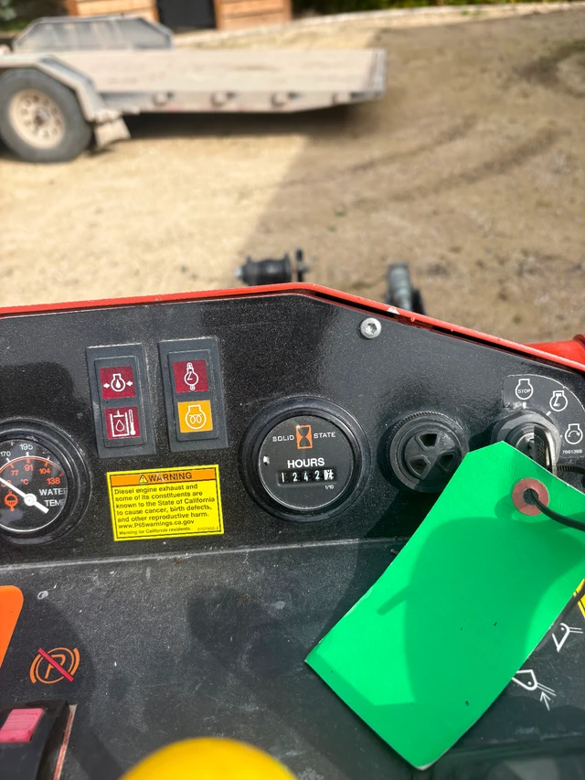 2023 Ditch Witch MINI, 1.242 mth, Import Kanada — Foto 3 z 5