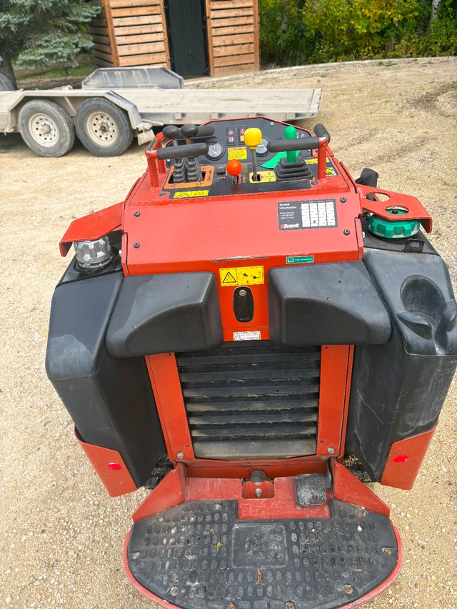 2023 Ditch Witch MINI, 1.242 mth, Import Kanada — Foto 5 z 5
