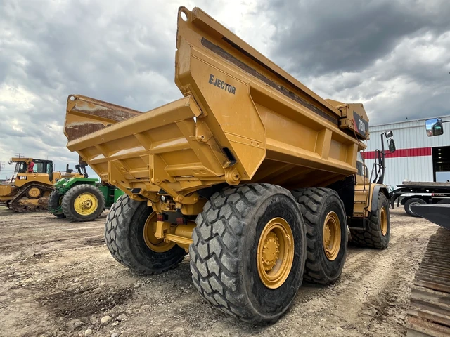 2013 Caterpillar 730EJ, 1 mth, Import Kanada — Foto 2 z 5