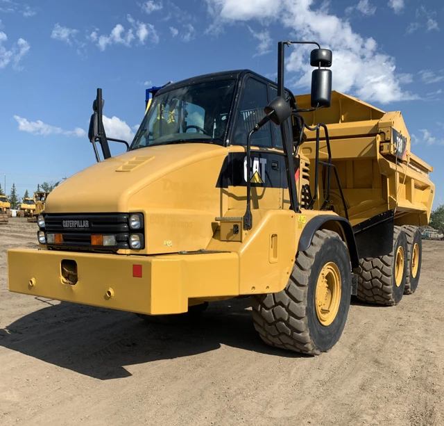 2013 Caterpillar 730EJ, 1 mth, Import Kanada — Foto 1