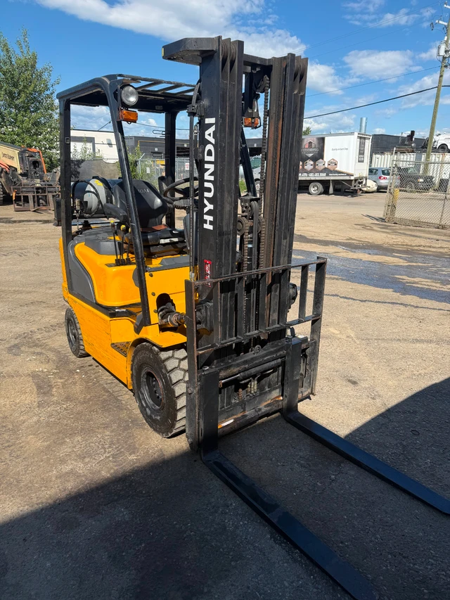 2018 Hyundai PROPANE, 6.742 mth, Import Kanada — Foto 2 z 3
