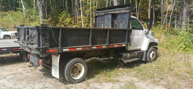 2005 Caterpillar GMC, 137.474 mth, Import Kanada — Foto 3 z 5