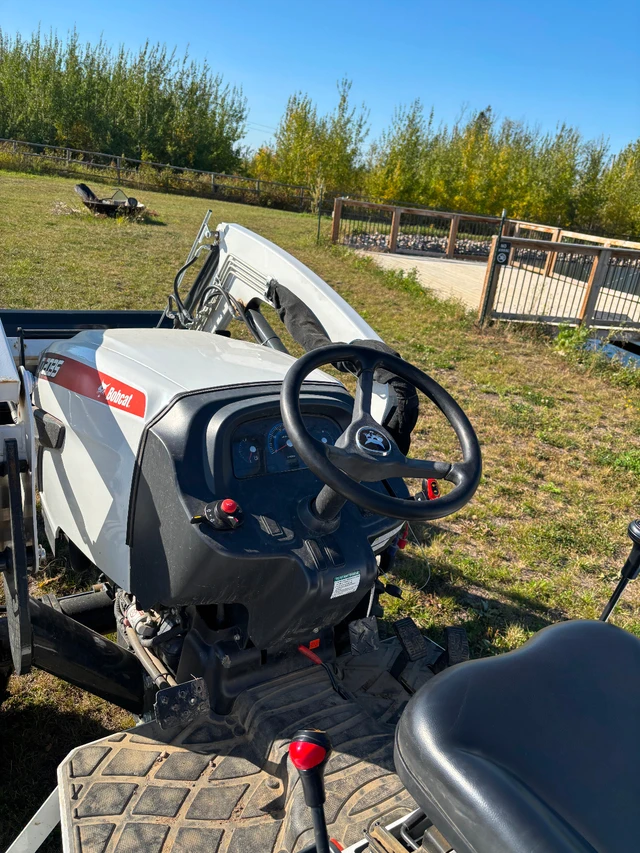 2022 Bobcat CT2035, 75 mth, Import Kanada — Foto 5 z 5